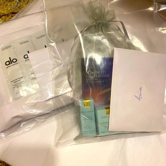 Meet Your Posher - Picture 7 of 10